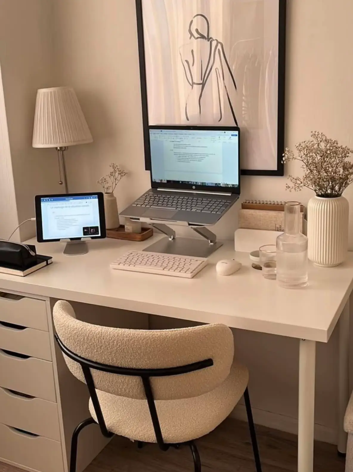 WORK FROM HOME DESK IDEAS 💡 🤍🌸 Gallery posted by Anjunique 🌸 Lemon8