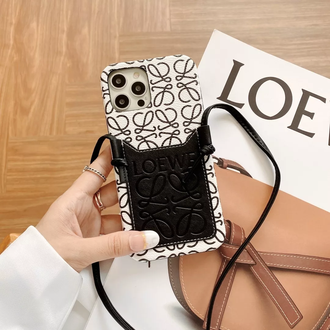 LOEWE #iPhoneケース 💫💗☆良品☆ | anneが投稿したフォト LOEWE #iPhoneケース 💫💗☆良品☆ | anneが投稿したフォト