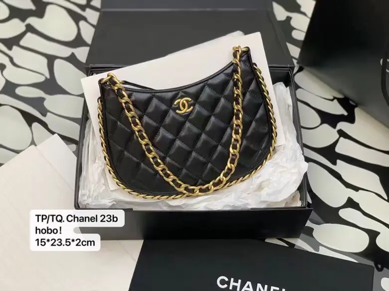 TP/TQ. Chanel 23b hobo！15*23.5*2cm, Gallery posted by LuckySherryLTD.