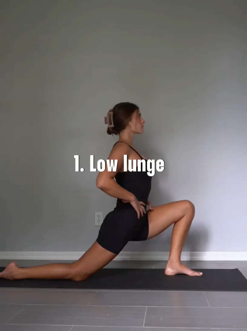 The deep squat pose offers a myriad of physical and mental benefits! ❤️If  you're new to this pose, start slowly and gradually incr