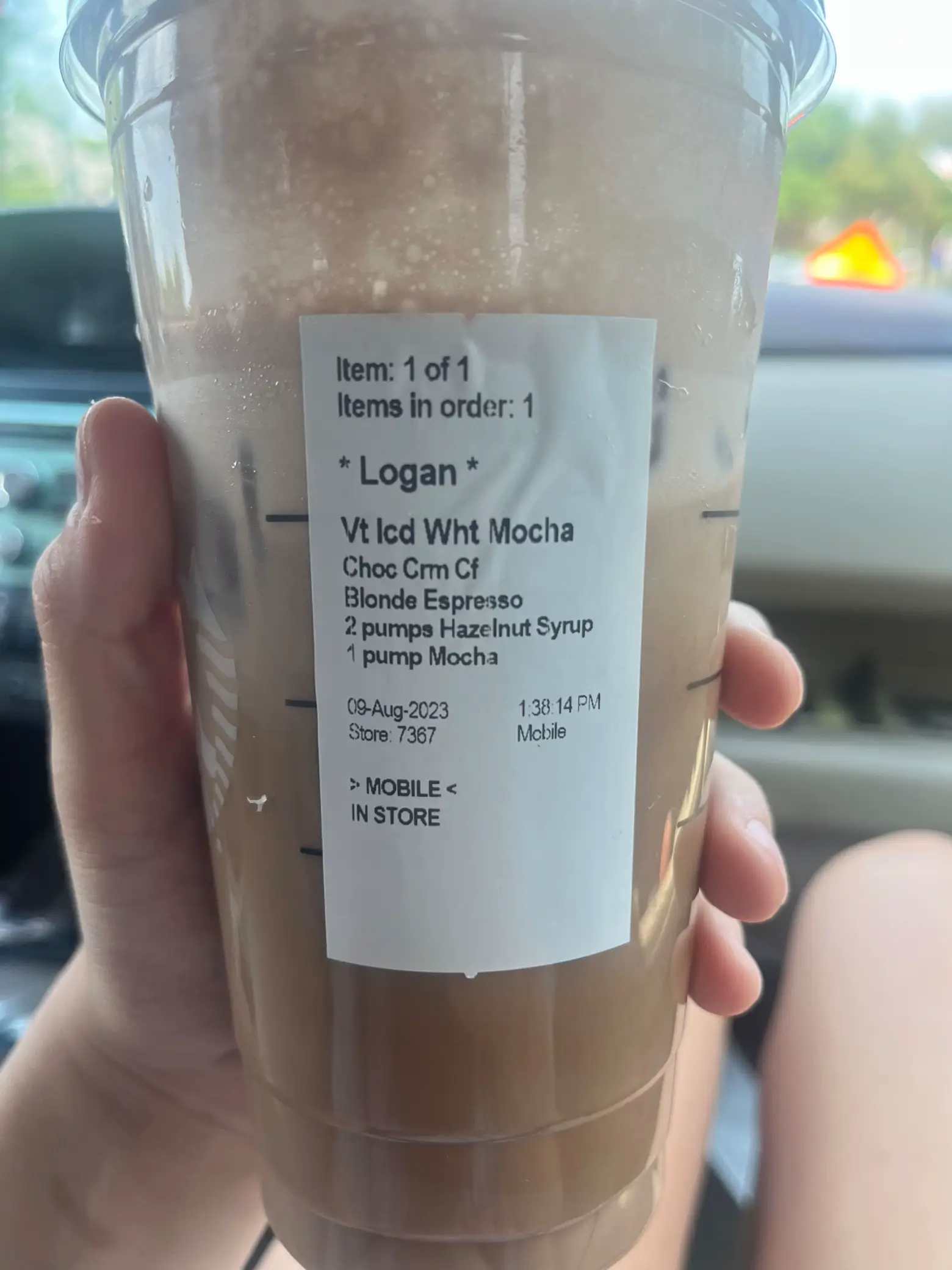 How To Make Kinder Bueno Iced Coffee, According To TikTok