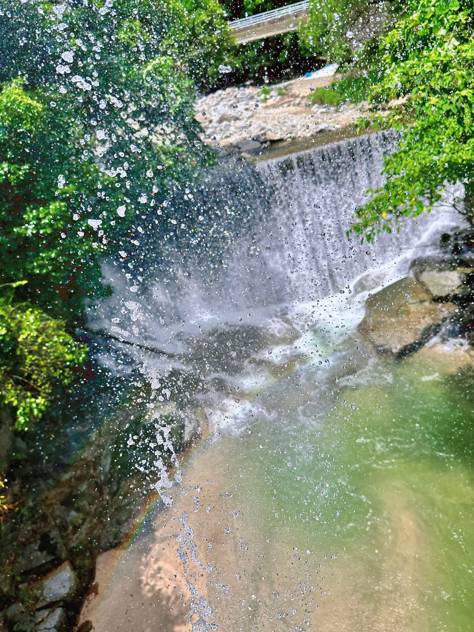 この夏におすすめ熊本県滝めぐり🌊🤍✨ | YUKIが投稿したフォトブック | Lemon8