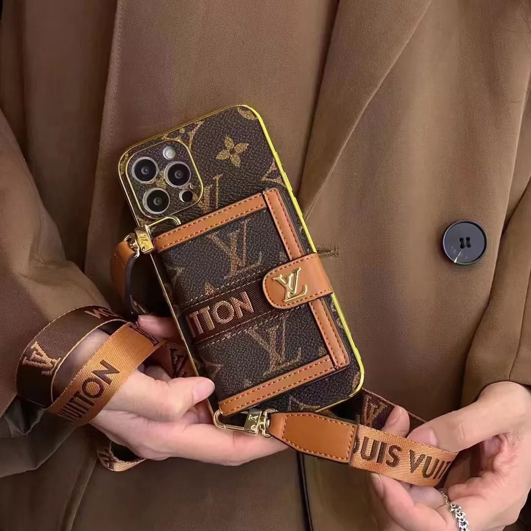 限界値段✨美品✨LOUIS VUITTON ドーフィーヌiPhone12 限界値段✨美品✨LOUIS VUITTON ドーフィーヌiPhone12