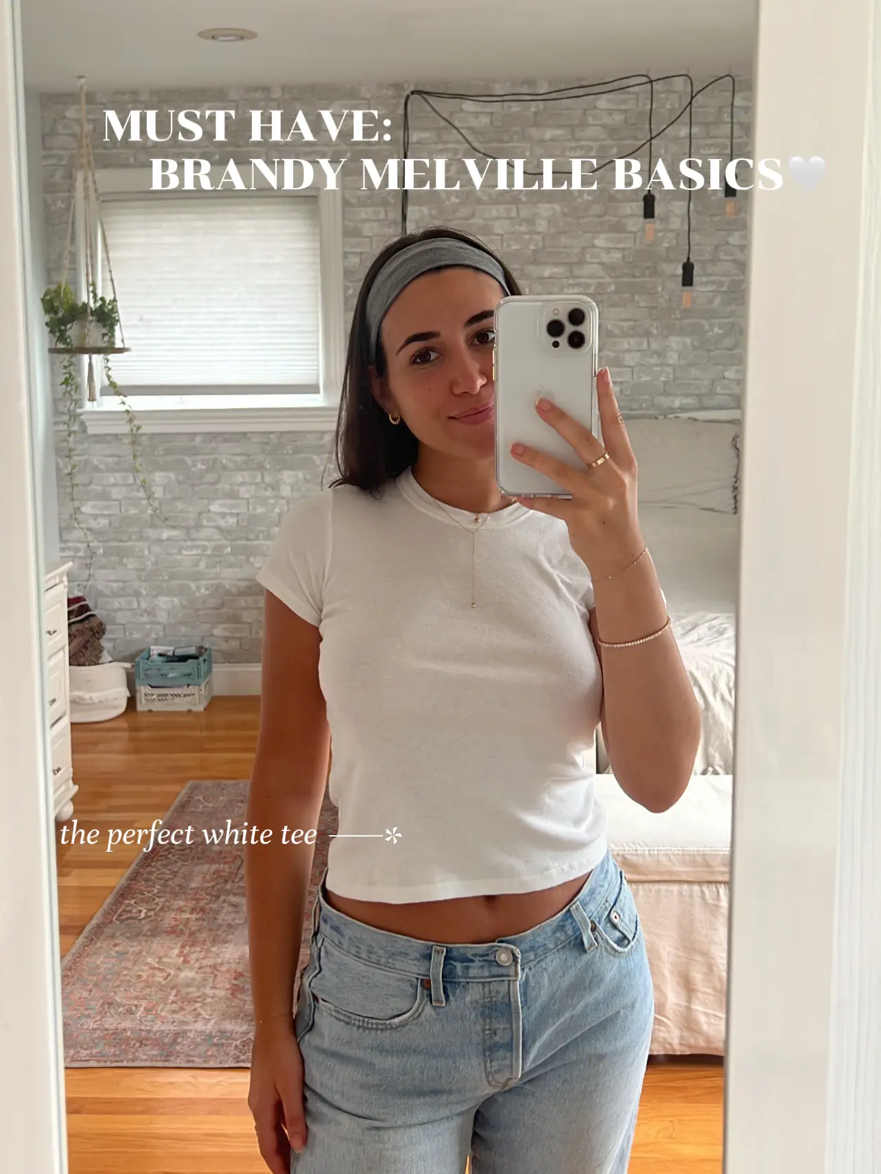 Brandy Melville, Tops, Brandy Melville White Beyonca Tank Top
