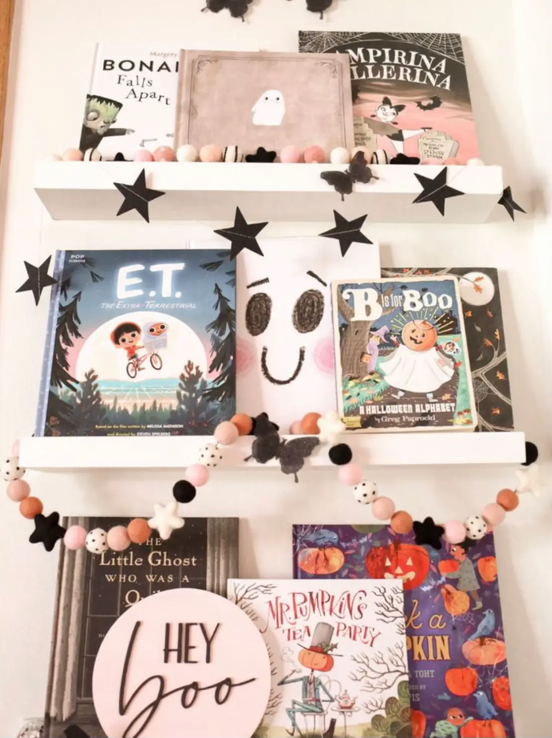 Boo books for littles 👻🎃 | แกลเลอรีที่โพสต์โดย shannwoodworth | Lemon8