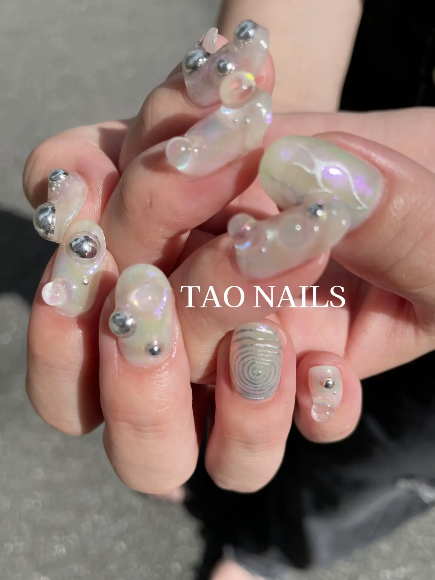 ネイルデザイン】【ニュアンスネイル】 | TAO NAILが投稿したフォトブック | Lemon8