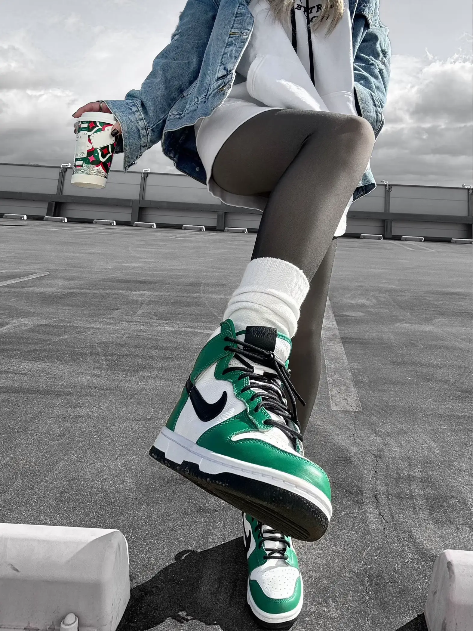 NikeByYou original color dunk💚 | Gallery posted by 𝓴𝓲𝓴𝓾 | Lemon8