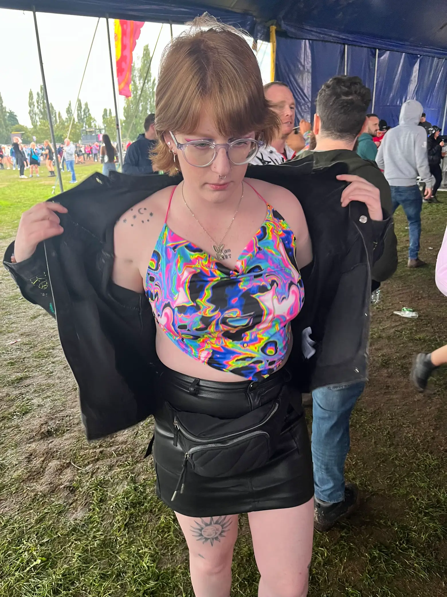Iheartraves set top is size XL and bottoms are a - Depop