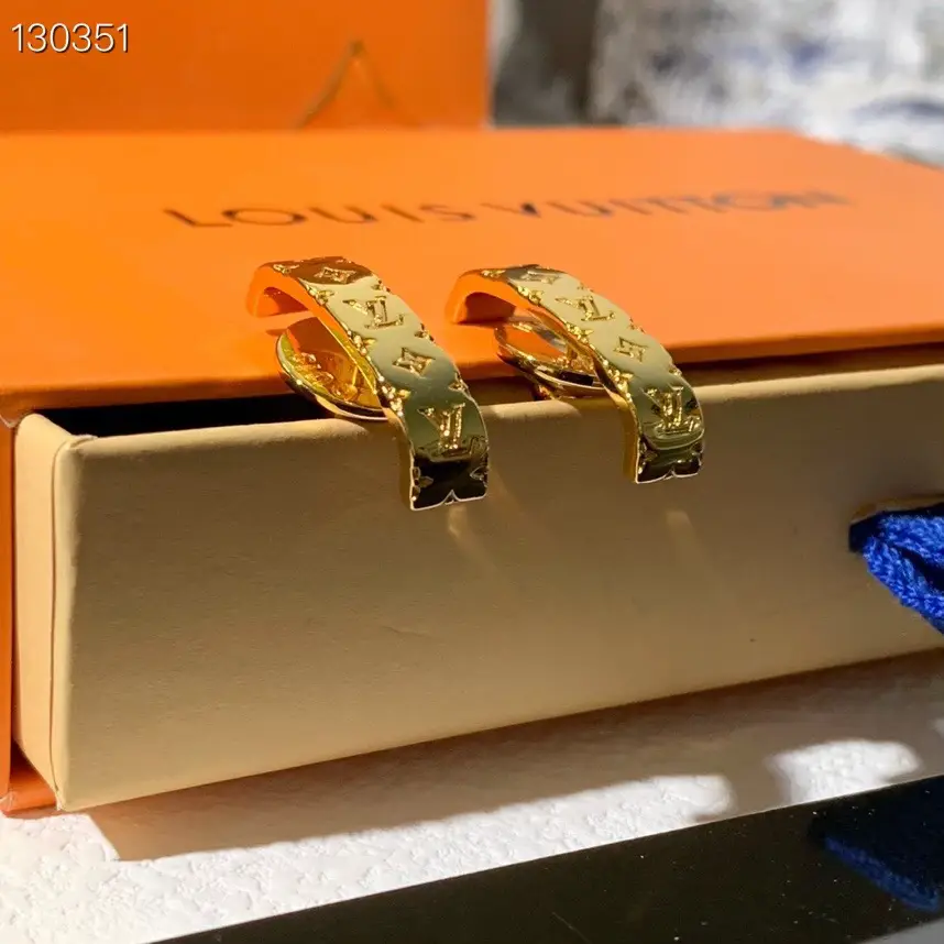 Louis Vuitton Earrings (M01264, M01264)