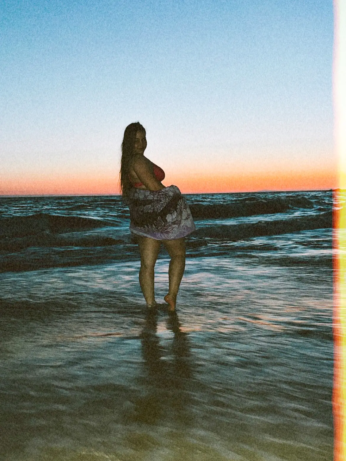 Sunsets at the beach | Gallery posted by Damarys🌸 | Lemon8