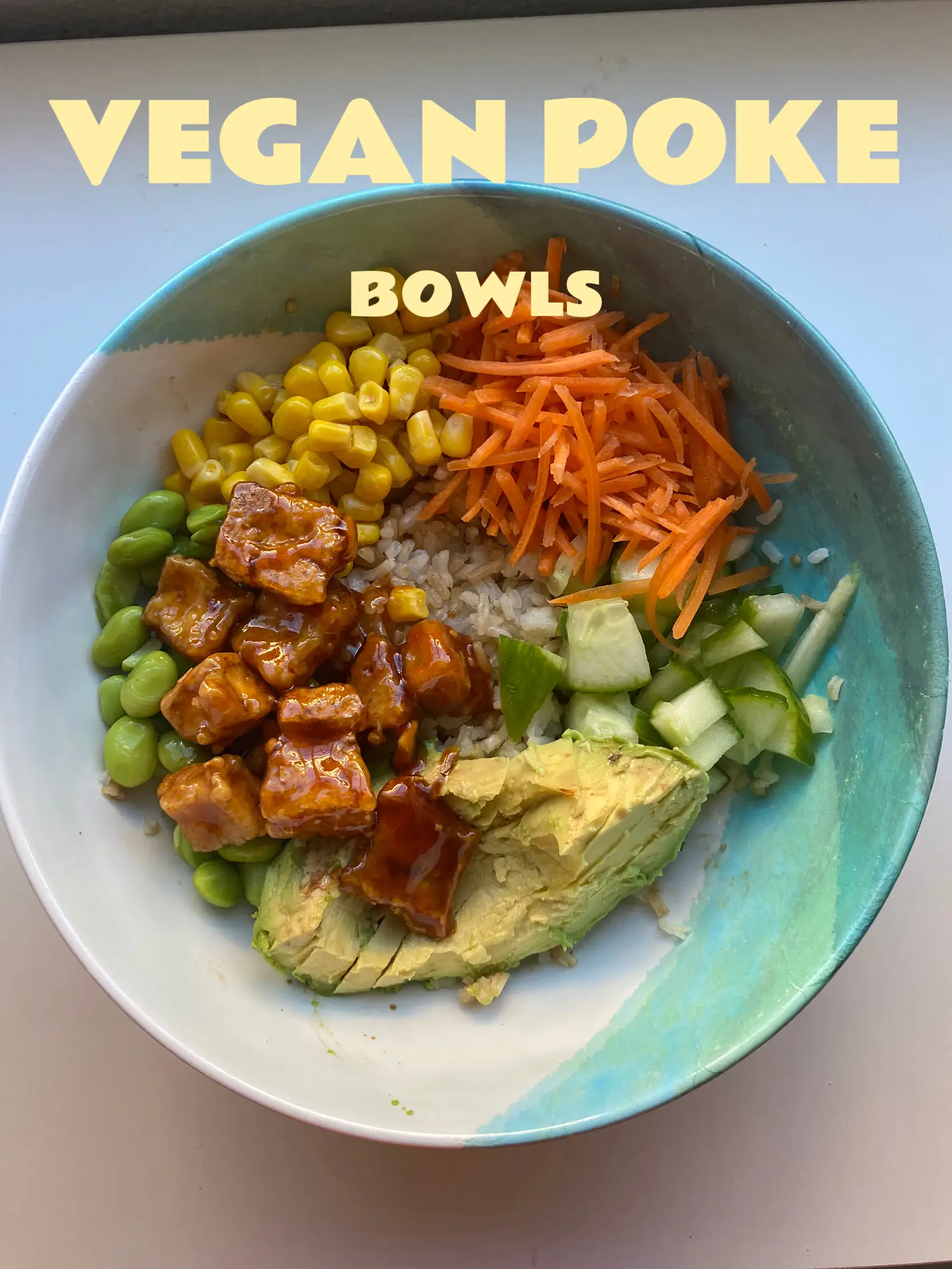 Vegetarian Poke bowl with mango and omelet - Anne Travel Foodie