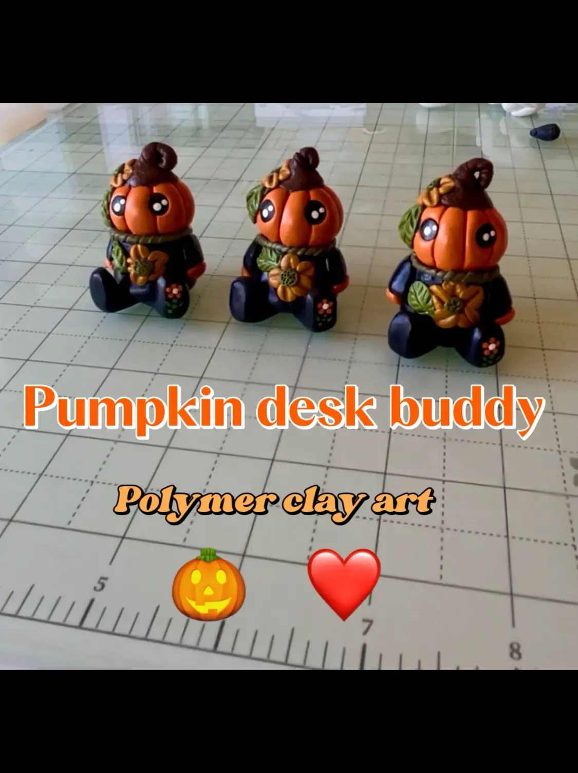 Pumpkin desk buddy, Gallery posted by Caro 😘❤️