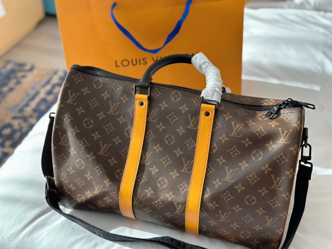 Louis Vuitton Passport Case Review and Unboxing, SLG