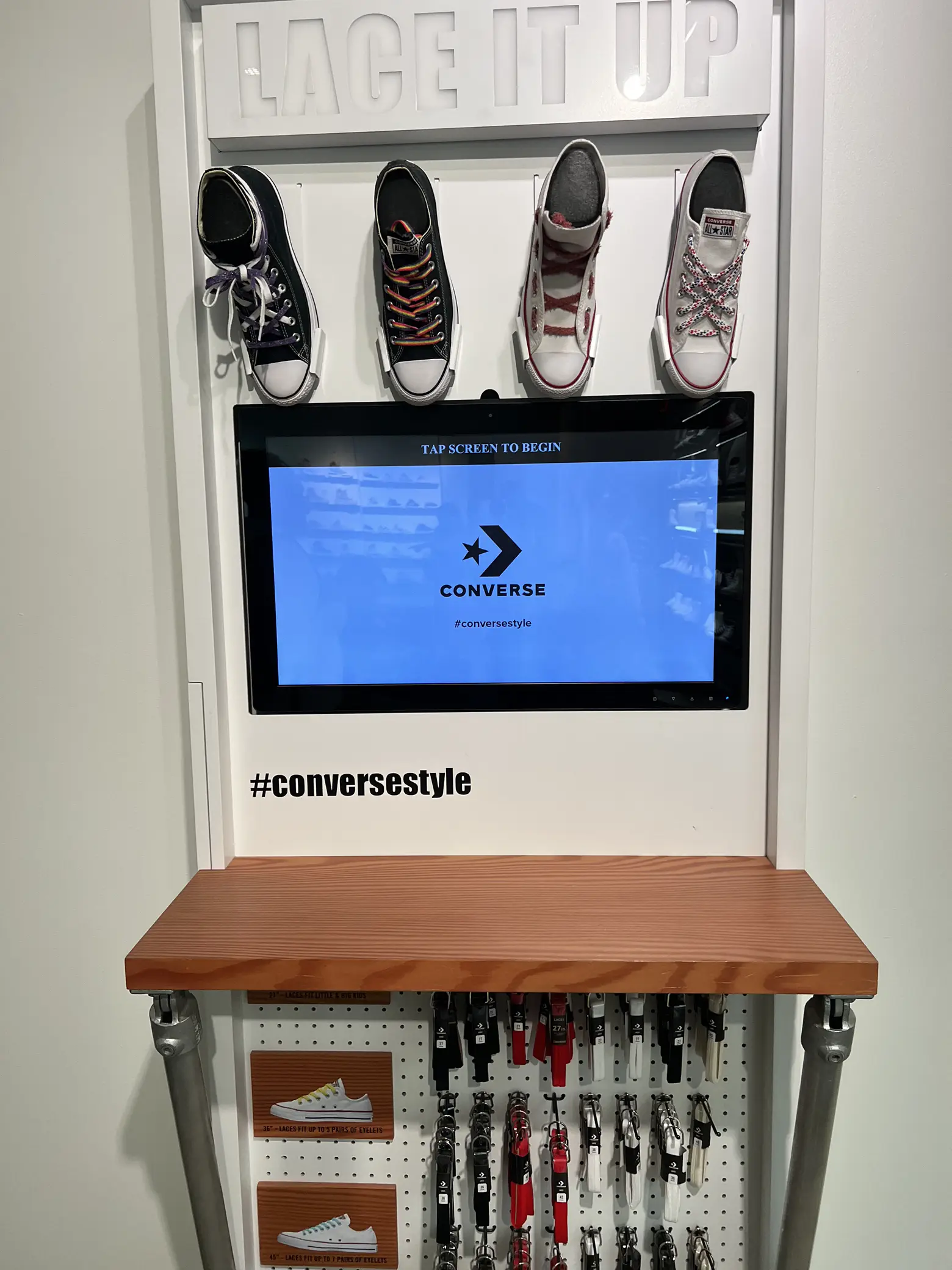 Converse 560 hotsell broadway outlet