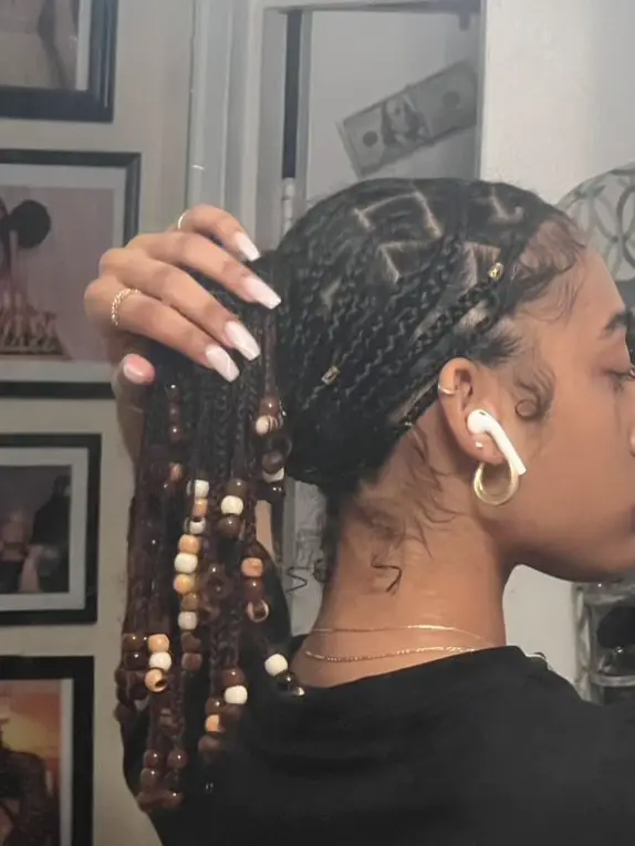 Kids lemonade braids with beads 🎀 Yep that's all her hair too