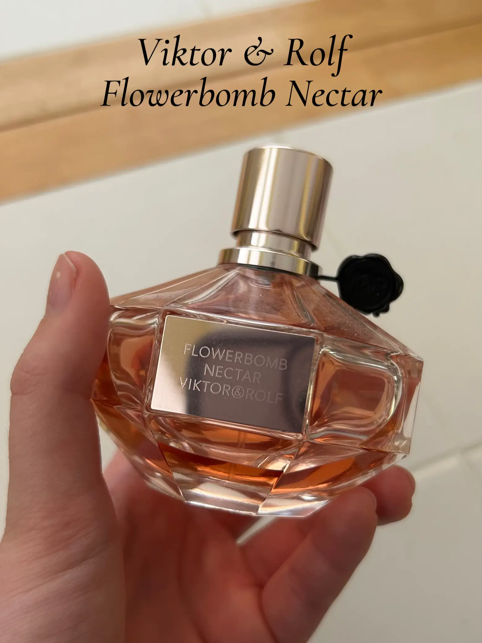 Flowerbomb discount gold bottle