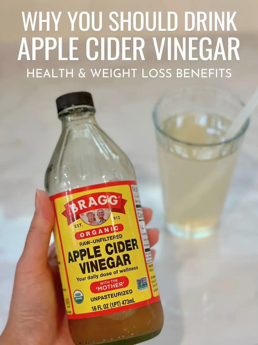 ✨Apple Cider Vinegar or ACV can help with fat burning and thus weight loss.  Did you know it can work wonders on your skin as well? Her