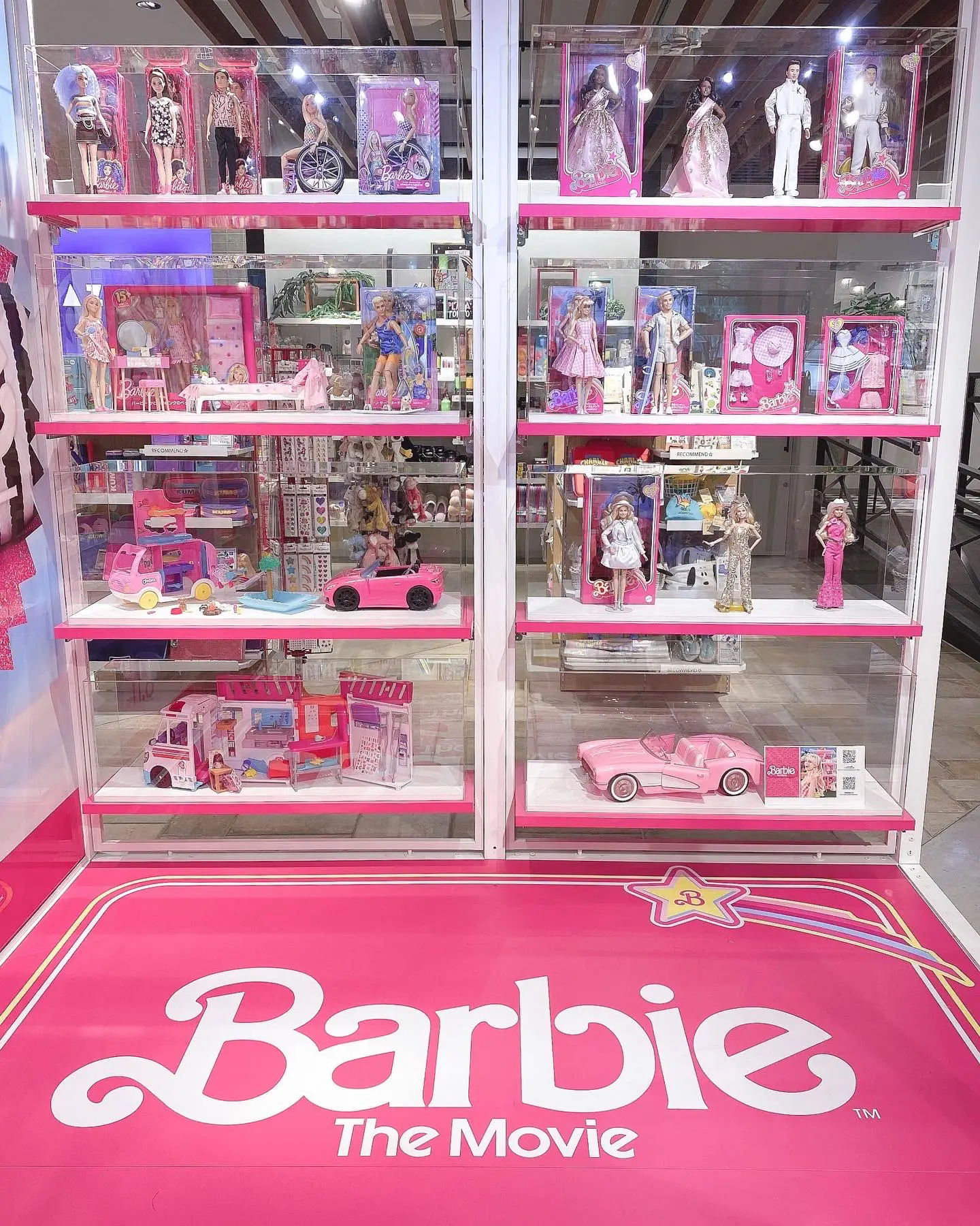 Limited Time 】 A photo spot that is too cute ⁉️ become a Barbie 