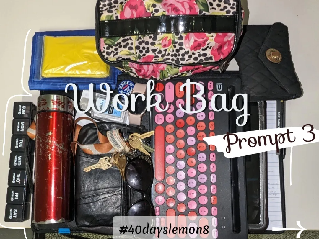 Prompt 3 What's in your work bag? Ishaが投稿したフォトブック Lemon8