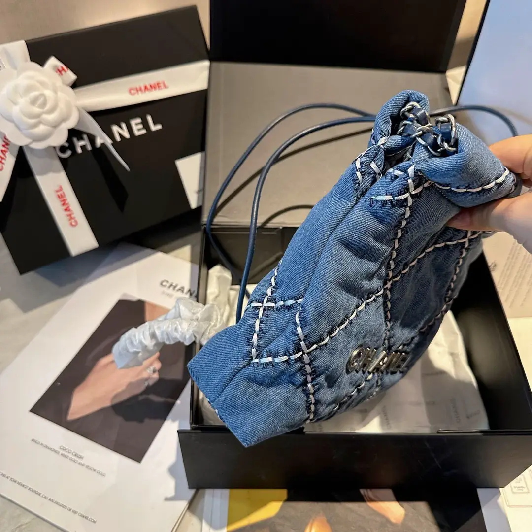 Chanel VIP バッグ | Na Kaが投稿したフォトブック | Lemon8 