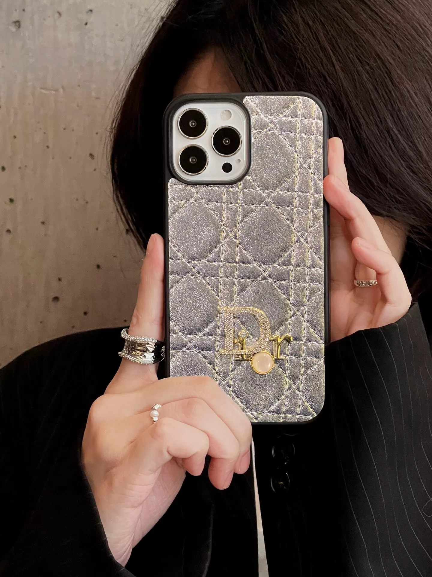 買い販促品 Dior☆美品☆iPhone13proケース♡【ほぼ未使用品