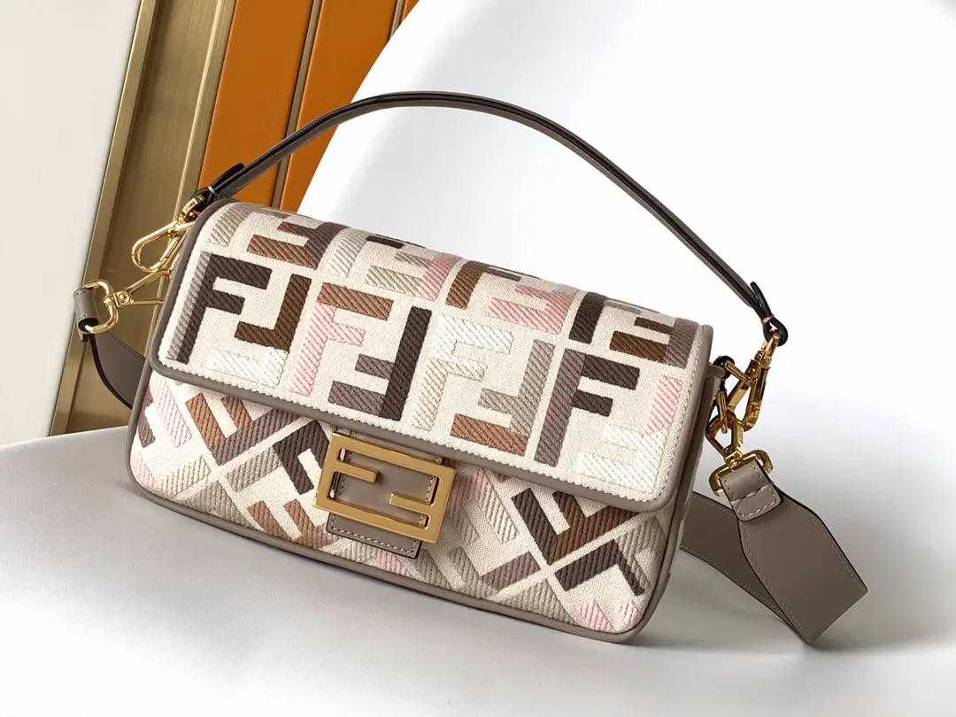 bags #fendi  Bags, Louis vuitton speedy bag, Shoulder bag