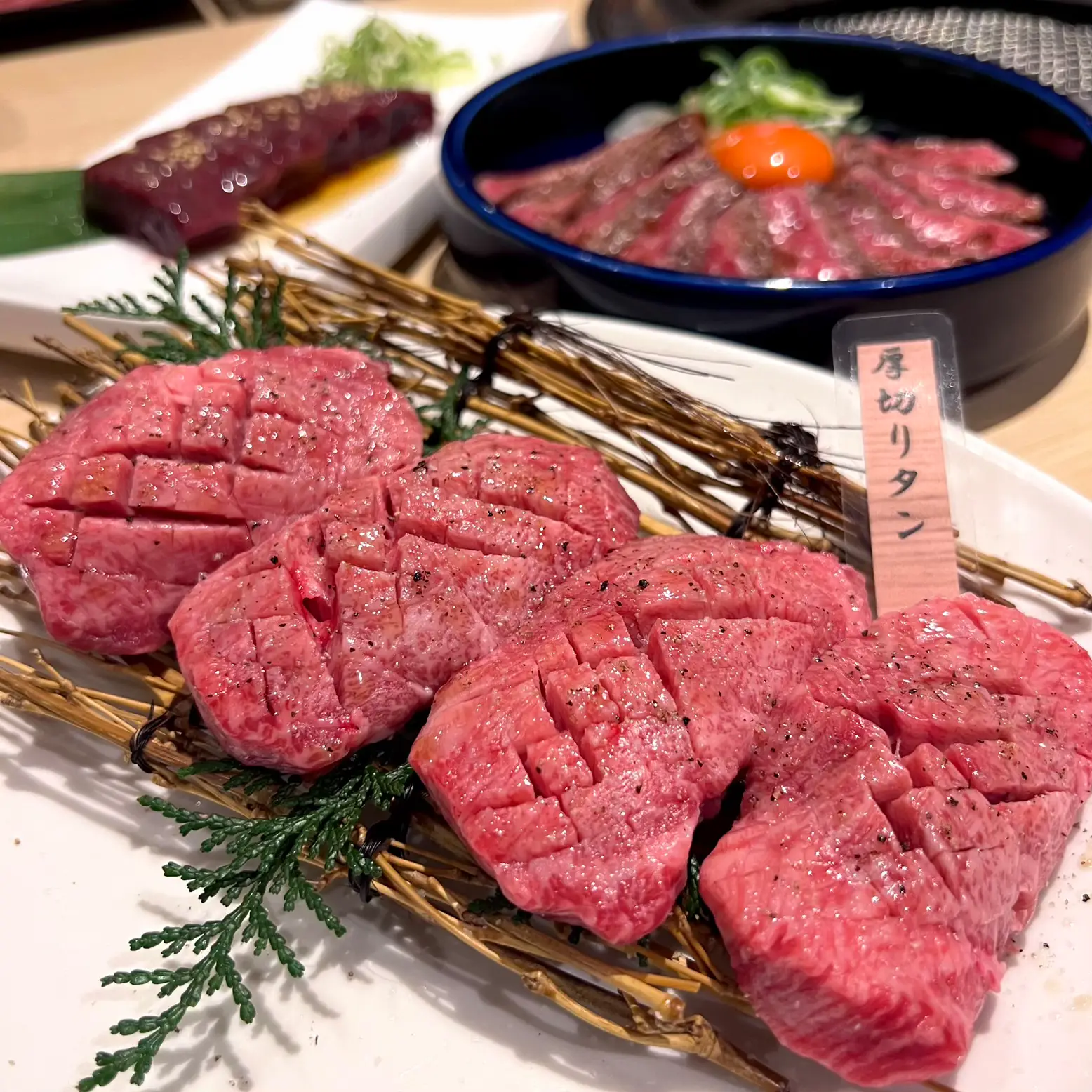 焼肉牛次郎 ⁣ #梅田 ⁣ A5黒毛和牛を提供精肉卸問屋が | 関西グルメ