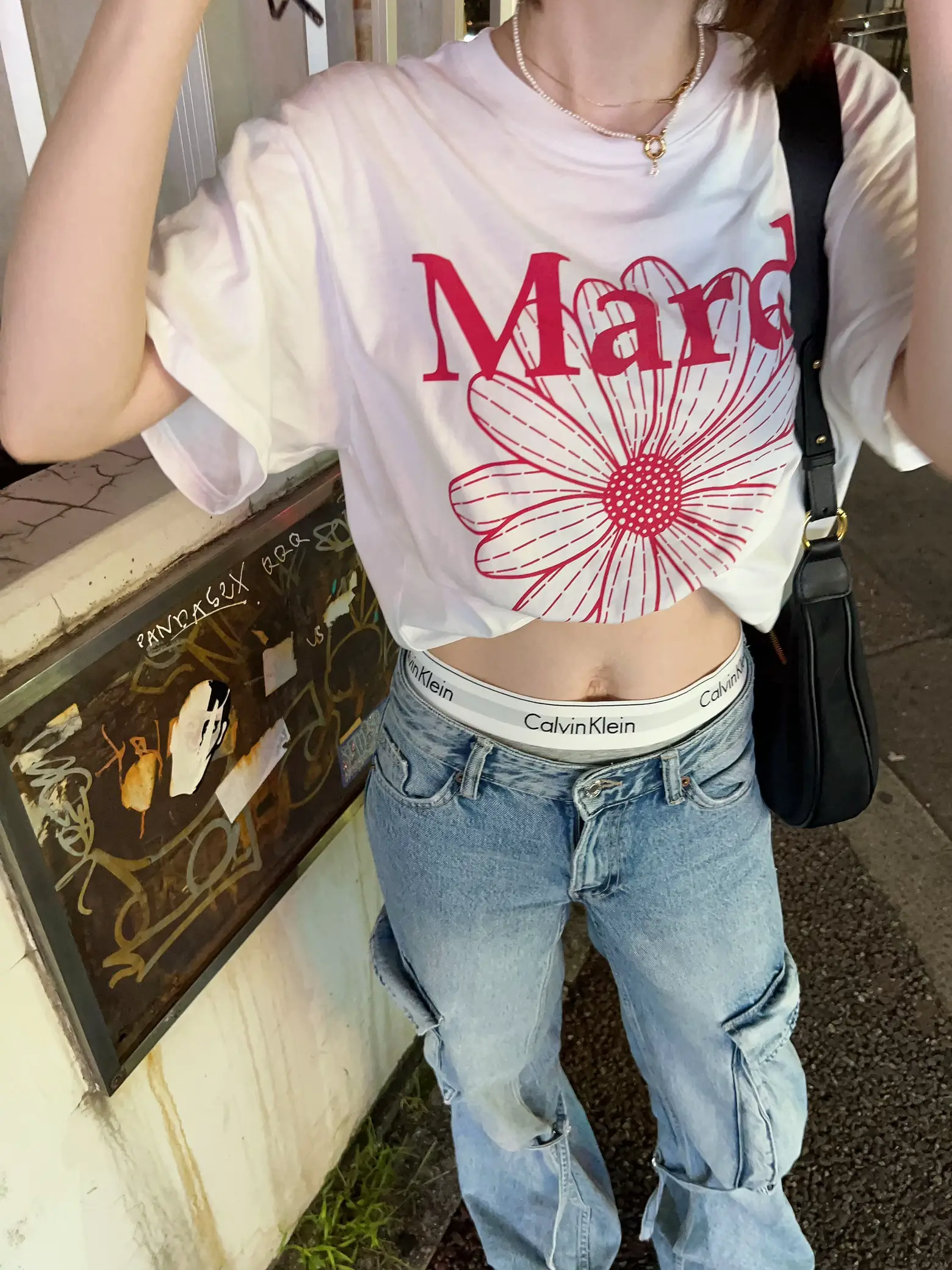 Mardi Mercredi🌼のTシャツでPink OOTD💗💗 | harukaが投稿したフォト