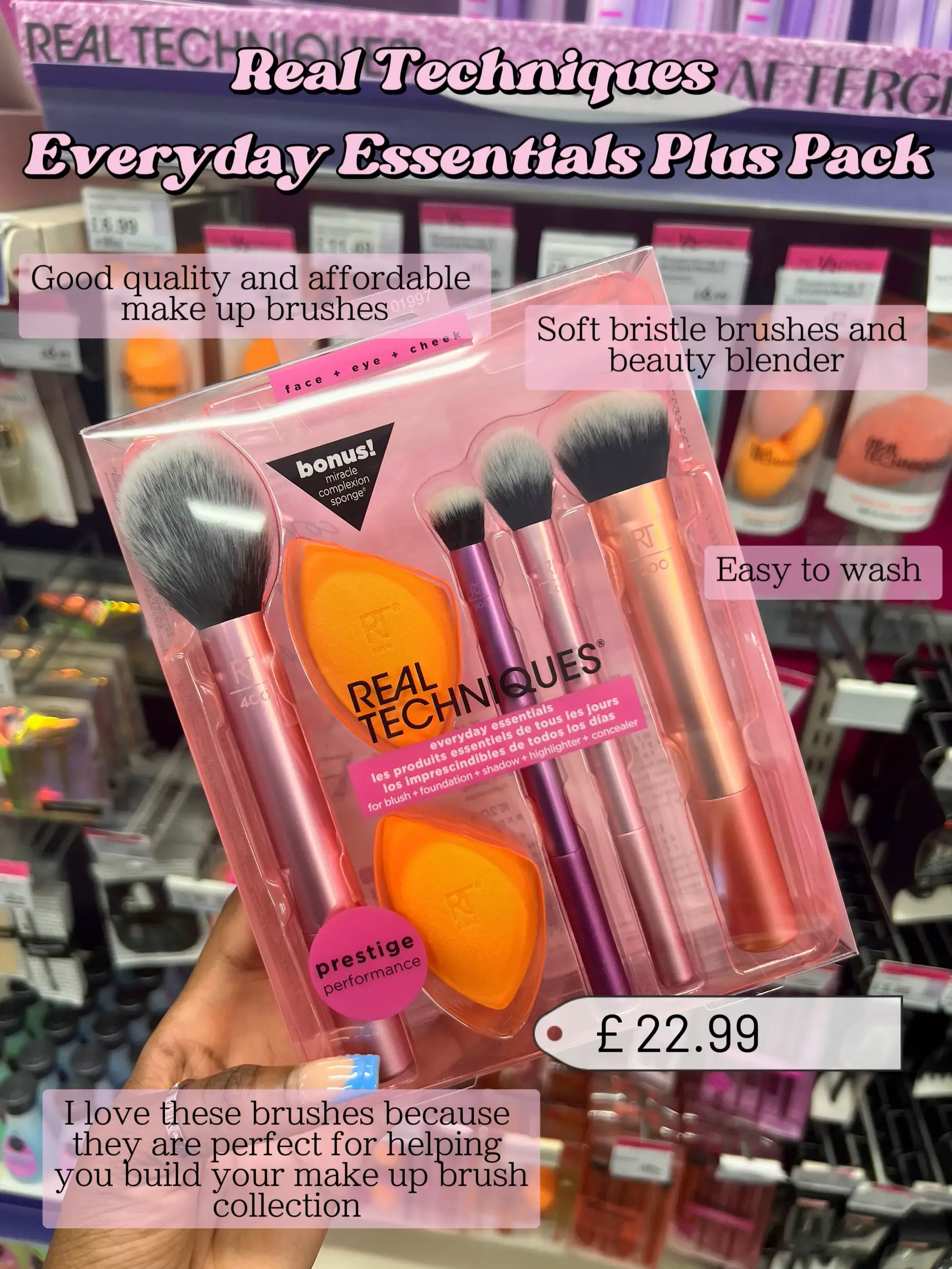 REAL TECHNIQUES on Instagram: It's officially the season of extra-  sparkles, shimmer, + shiiiiine ✨ Run to @superdrug for the Stay Sparkling  Brush + Sponge Set today!