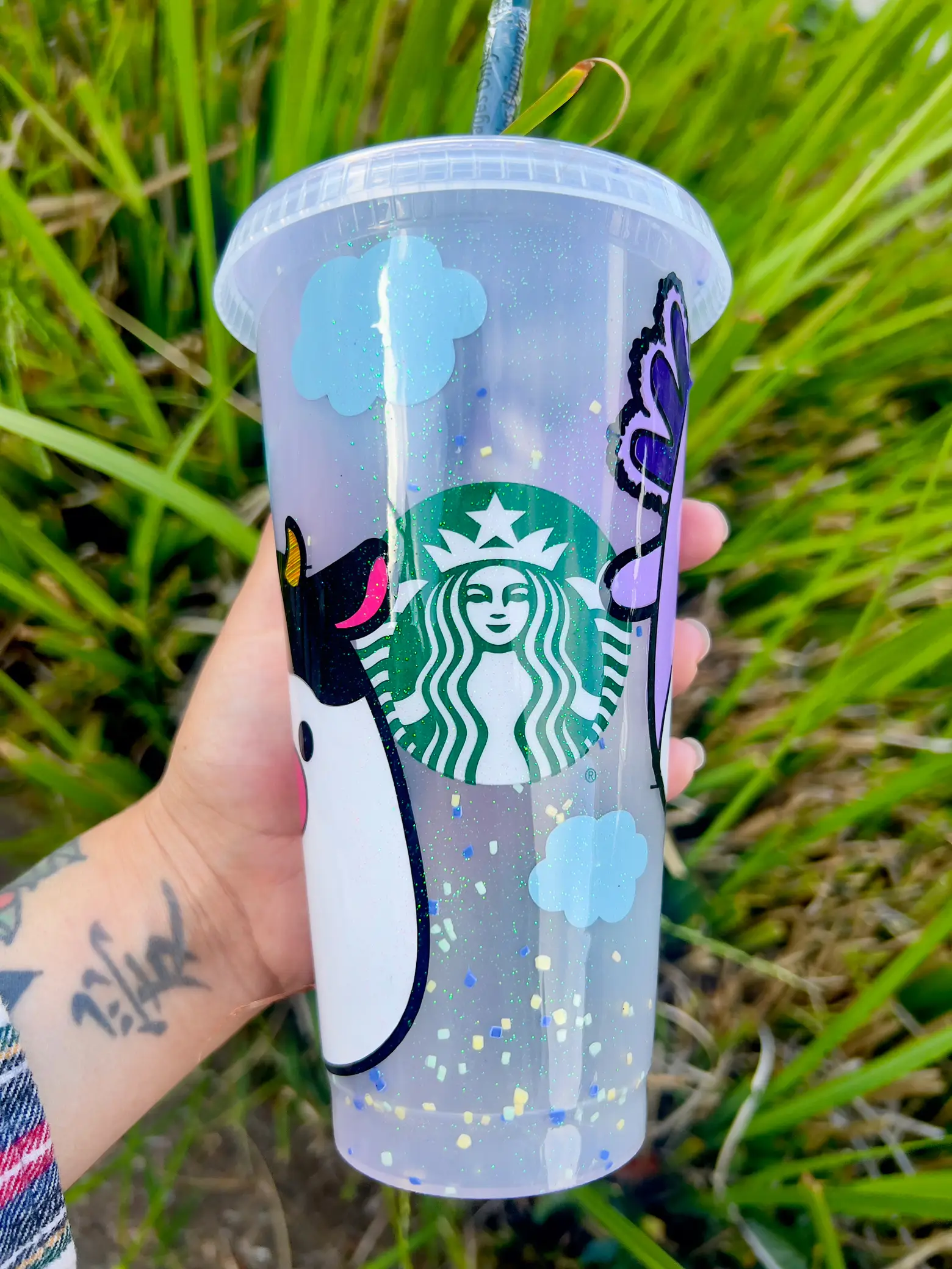 Check out my preppy Starbucks cups on  now! #preppy #preppysmallbu