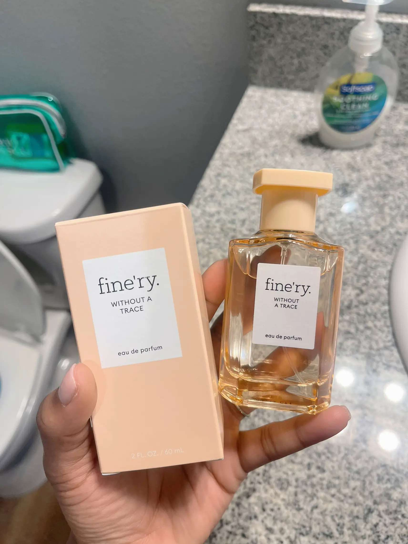 Avon - Far Away Eau de Parfum Spray for Women, 1.7 - Fluid  Ounce Sensuous, bold and intoxicating florals : Avon Faraway Cologne For  Women : Beauty & Personal Care