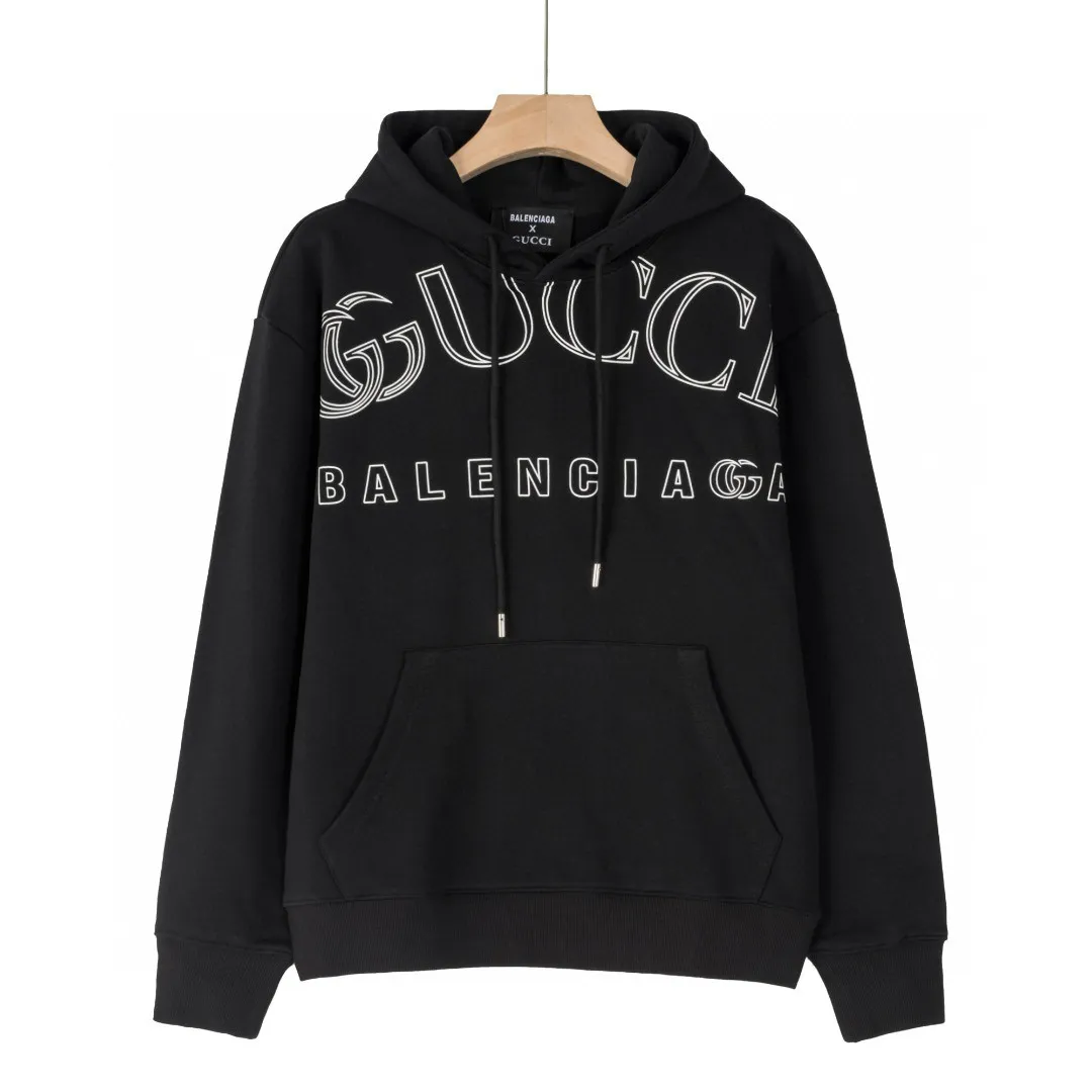 着心地バツグン！男女兼用でも着れるGUCCIパーカー