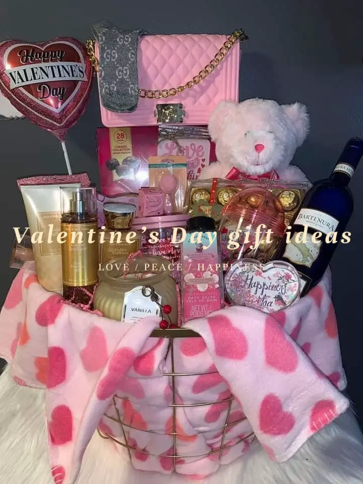 Pin by detallitosrosmy on Detalles San Valentín  Valentines day baskets,  Valentines balloons, Valentine's day gift baskets