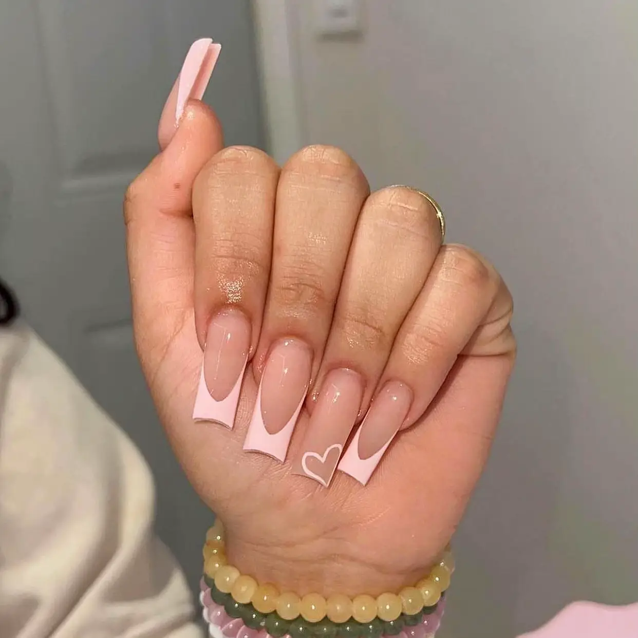 Simple cute deals nails