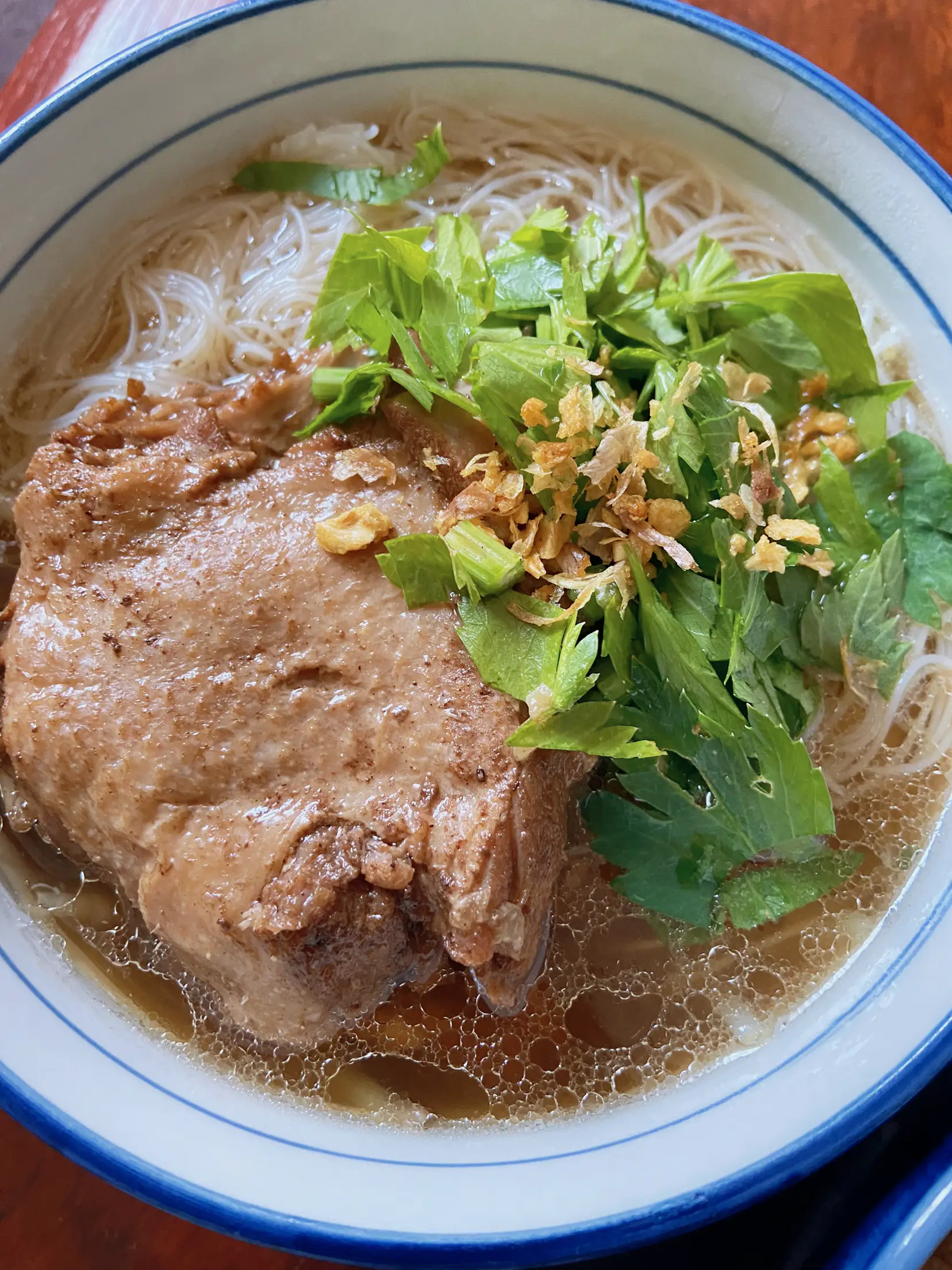 タイ風鴨肉のラーメン - Lemon8検索