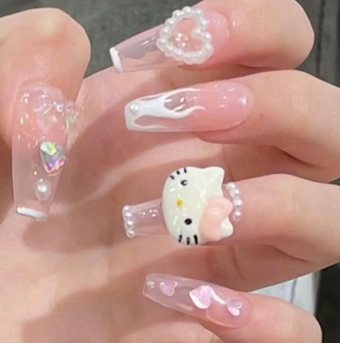 Hello kitty Louis Vuitton INSPO acrylic nails