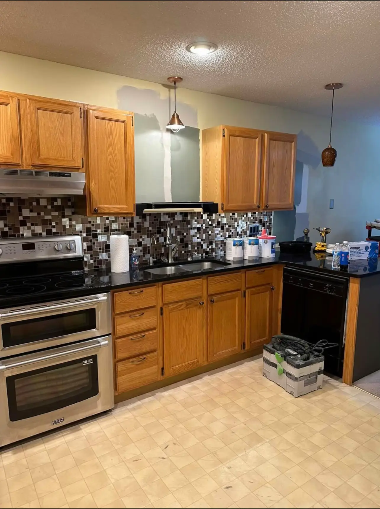 Simple Kitchen Upgrade: Raise your cabinets to the ceiling ⋆ The