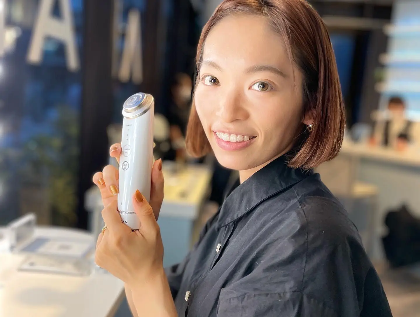 最新最先端技術RF(ラジオ波)機能搭載❣毎日サロン級のホームエステ♪❤美顔器 最新最先端技術RF(ラジオ波)機能搭載❣毎日サロン級のホームエステ