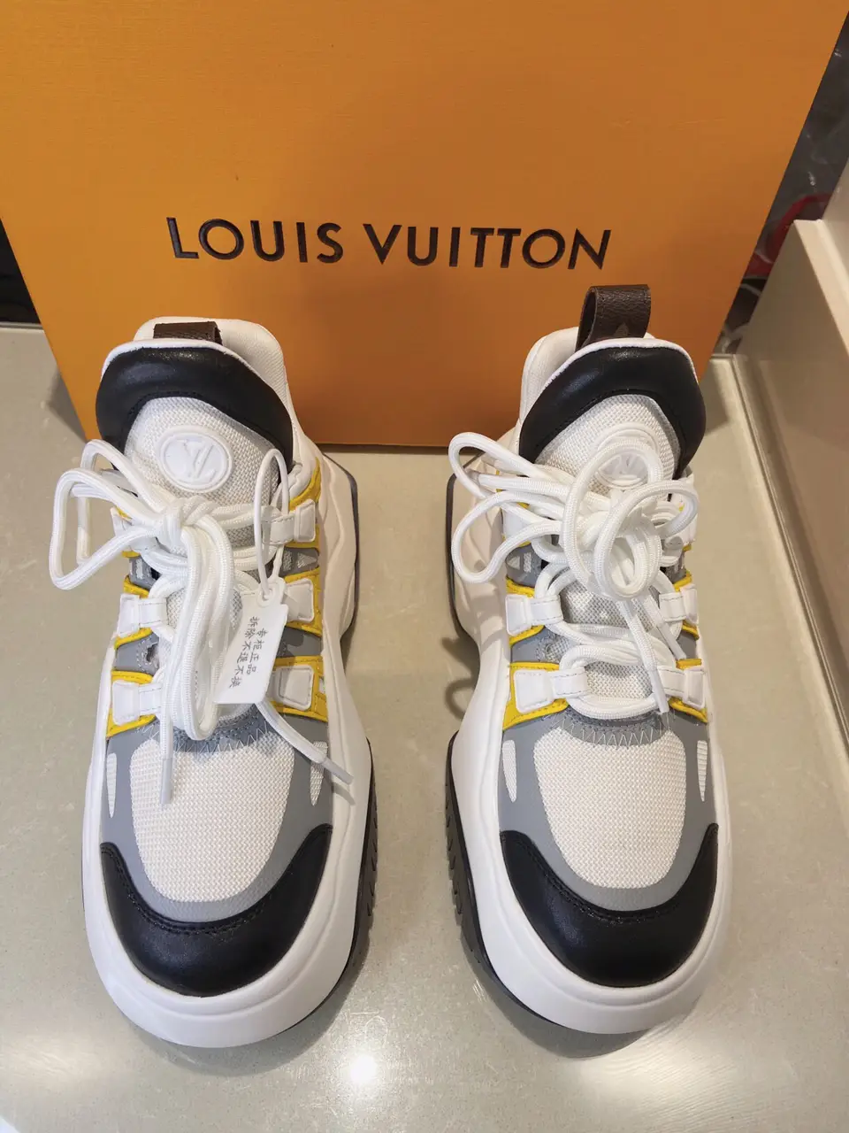 Louis Vuitton Grey Black Trainer Sneaker - Size LV 9 US 10 Runway Collection,  in 2023