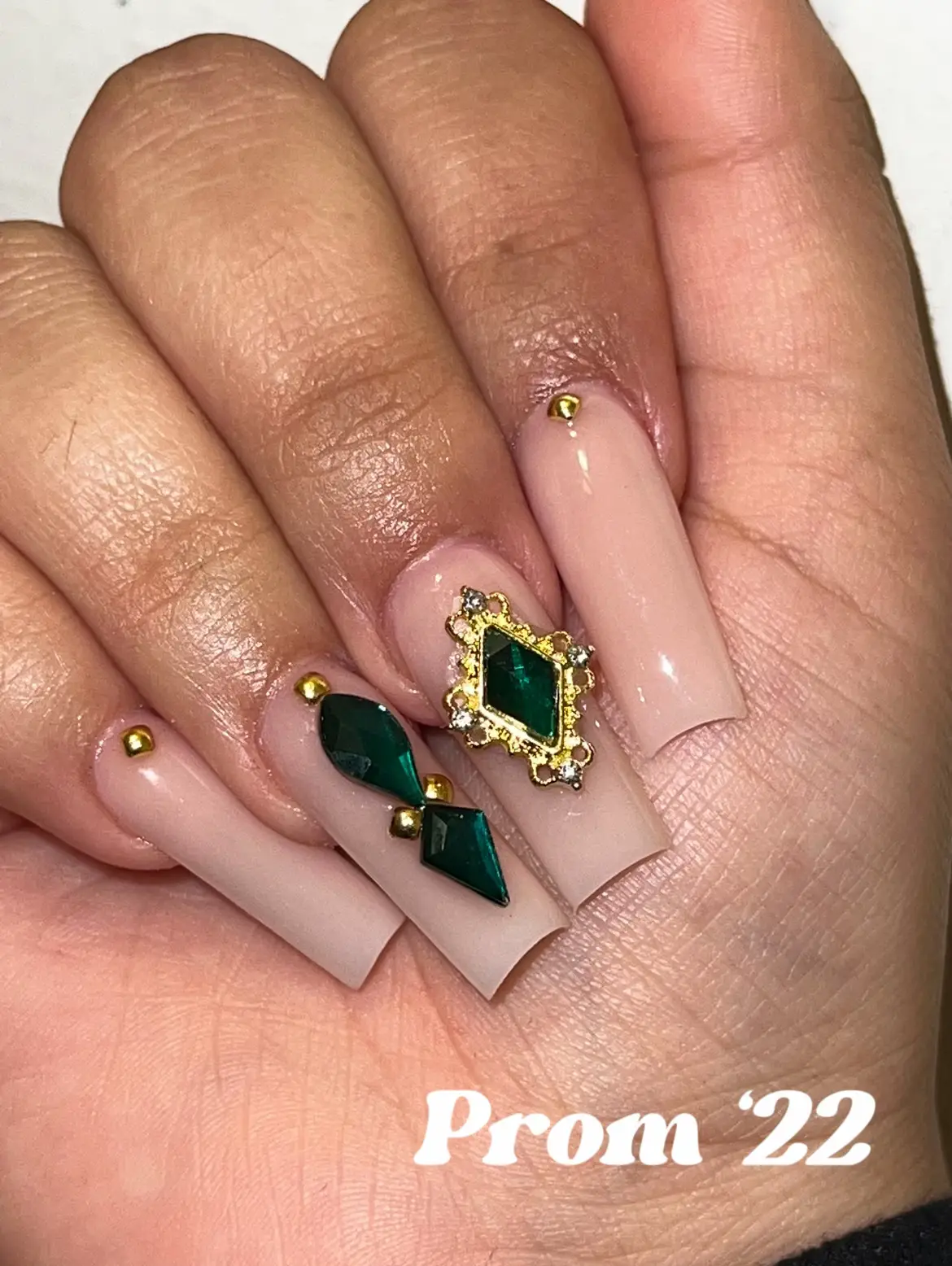 Champagne Prom Nails