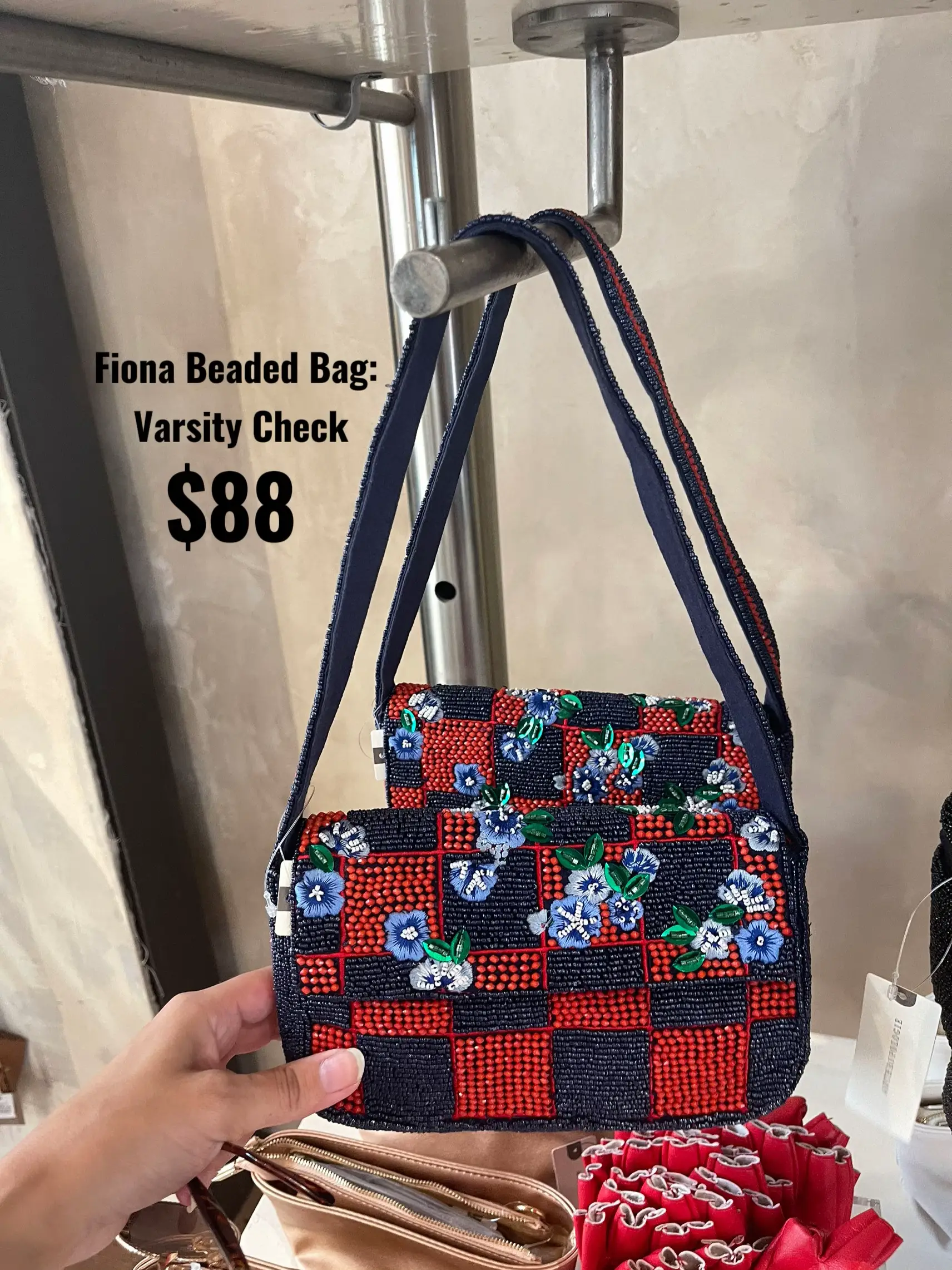 Fiona discount trends handbags