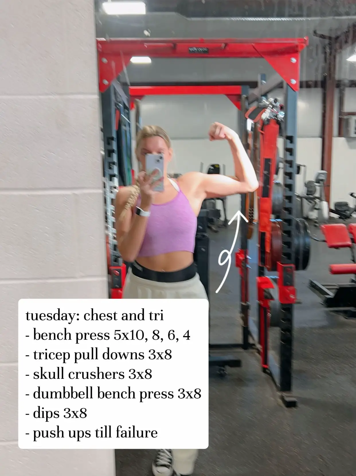 Weight lifting 🤝 big girls Plus size fitness weight lifting plussize gym  girl journey health weight loss squats push press curvy