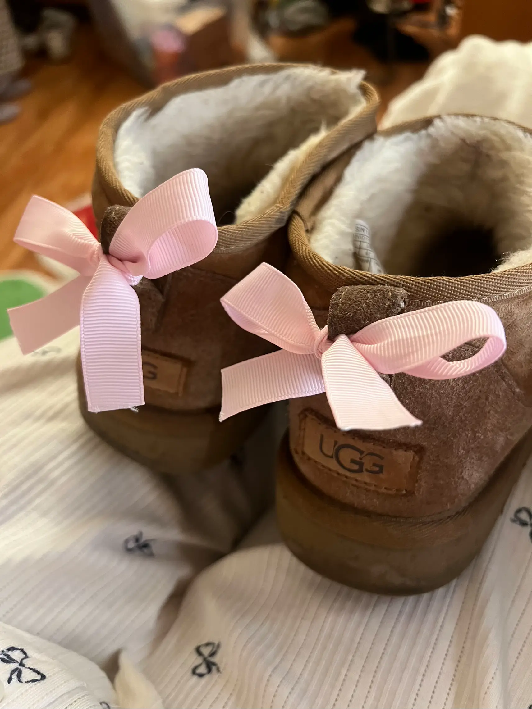 ugg #bows #coquette #uggminis, Gallery posted by sophiavictoria