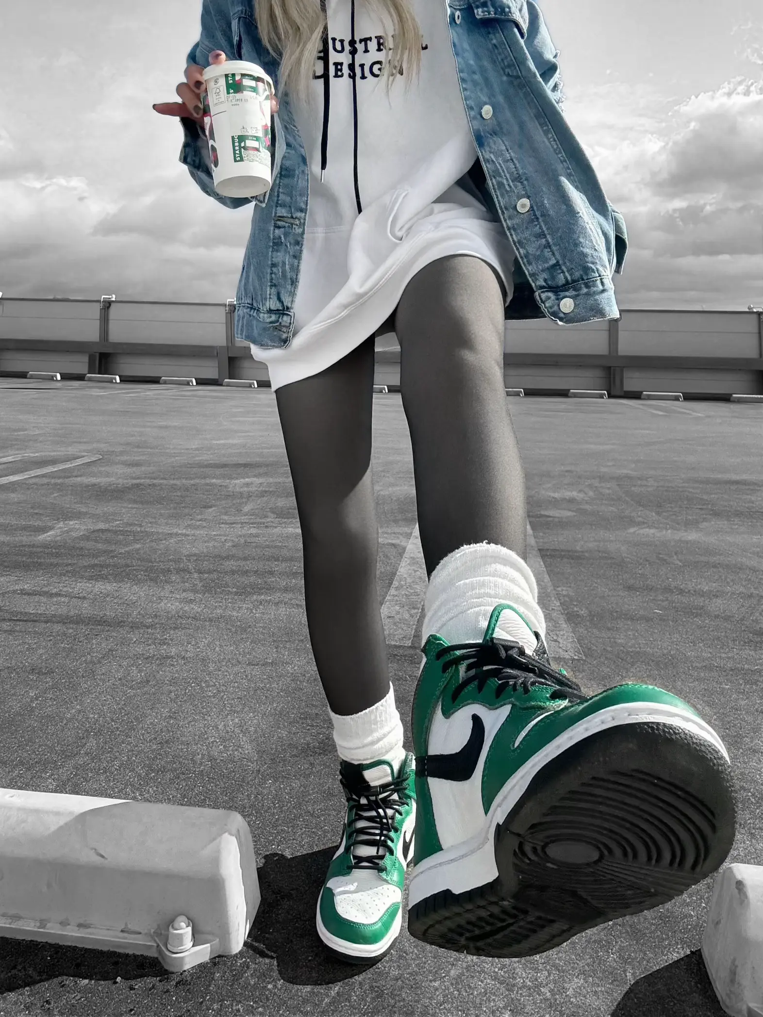 NikeByYou original color dunk💚 | Gallery posted by 𝓴𝓲𝓴𝓾 | Lemon8