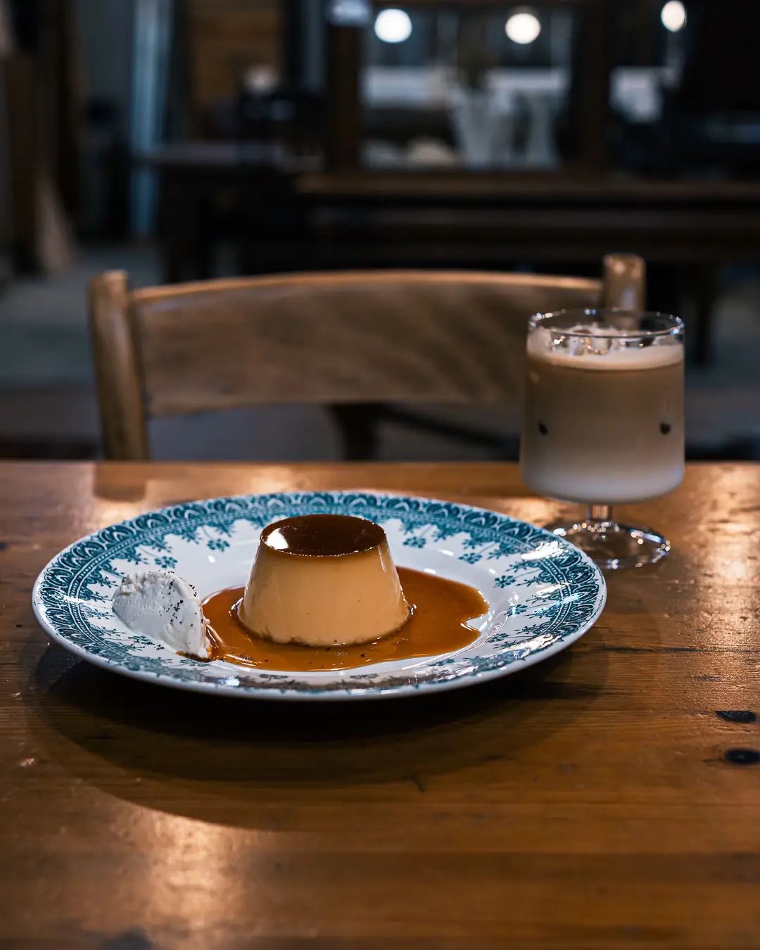 アンティーク雑貨に囲まれたひとりカフェ | 本並| 関西ひとりカフェ 