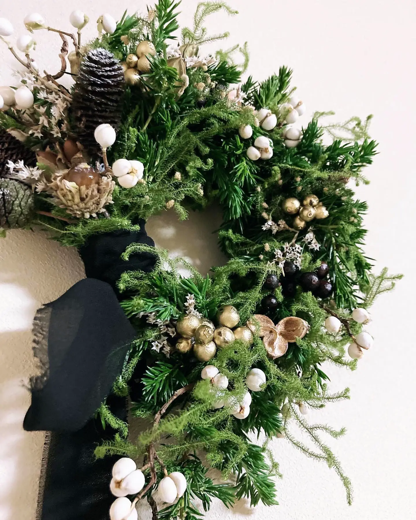 ꫛꫀꪝ✧‧˚生花をたっぷり使ったお洒落なクリスマス飾り♩壁飾り