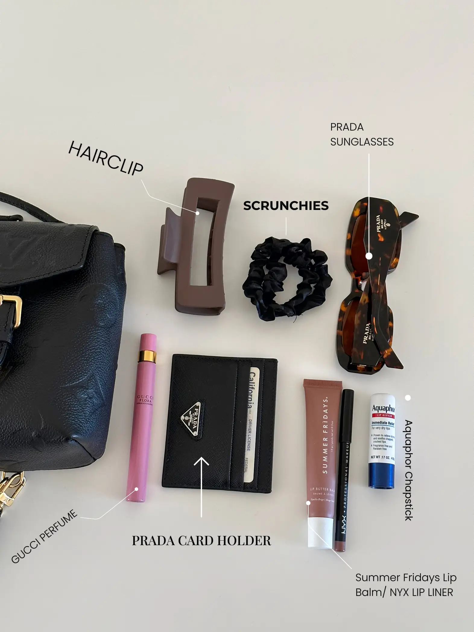 WHAT'S IN MY BAG ✨, Gallery posted by Mia Waldroup