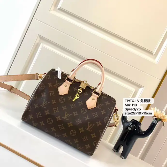 Louis Vuitton Monogram Leather Small Shoulder Bag Logo (M82534)