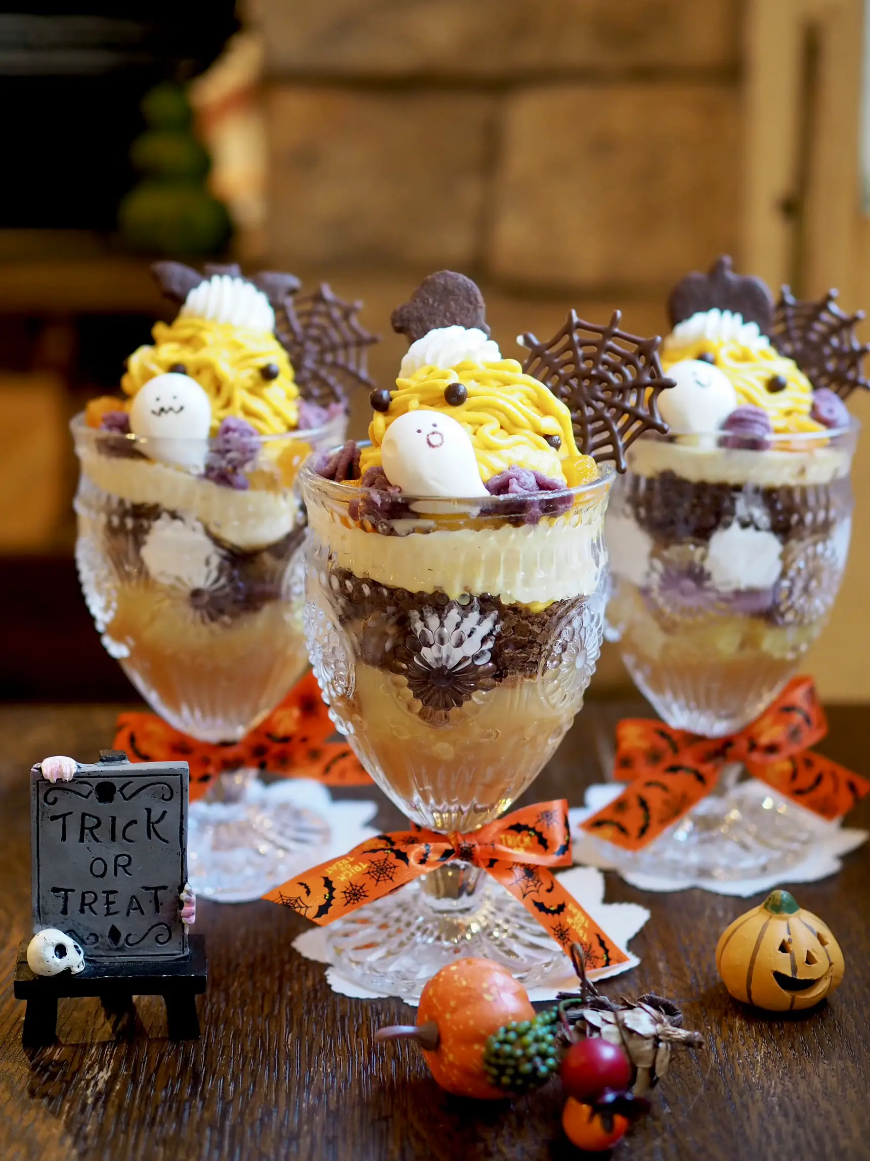 黒うさぎ&オバケ(ワッフル台)★ハロウィン 黒うさぎ&オバケ(ワッフル台)☆ハロウィン