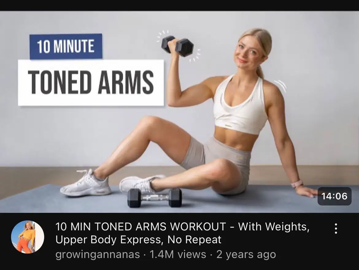 6 exercises to tone your arms! 💪🏽 Day 4: Arms, Video published by Chloe  🦋